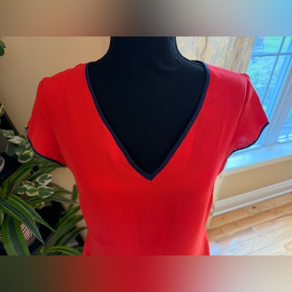 Sail to Sable Red/Navy V-Neck Ruffle Dress Women’s Size 6 - Picture 2 of 13